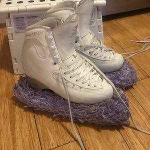 Ice Fly Edea skates
